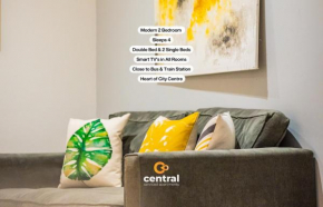 Central Serviced Apartments - 2 Bedroom - Seagate - Walk Away from City Centre & Universities - Sleeps 4 - 1 x Double 2 x Single - Smart TVs in All Rooms - Short Term Stays Welcome - Walk away from Tr